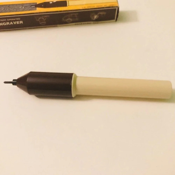 Vintage  Battery Operated Engraver Hong Kong - Picture 15 of 16